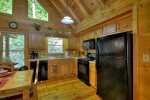 Southern Grace - Fully Equipped Kitchen 